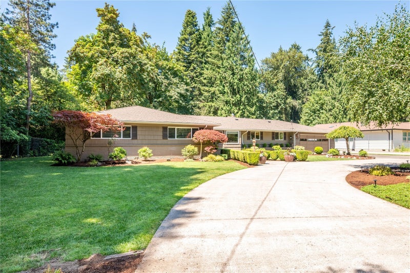 2927 Madrona Drive