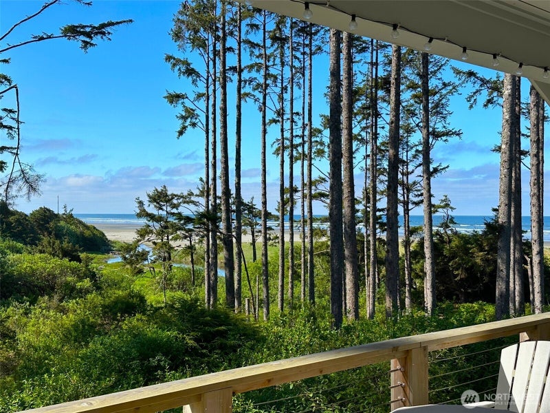 46 Seaside Lane