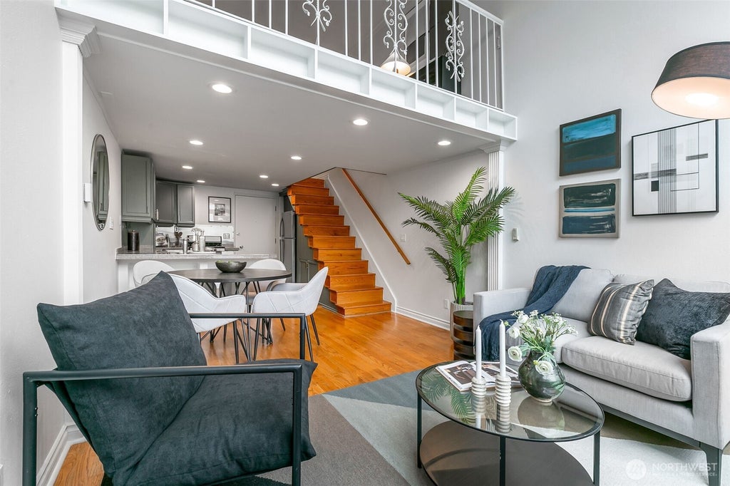 Photo of 1000 Union St ST #315, Seattle, WA 98101 (MLS # 2590019)