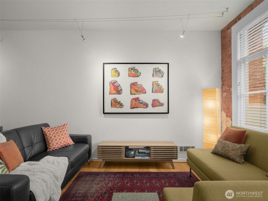 Photo of 1401 5th Avenue W #104, Seattle, WA 98119 (MLS # 2507200)