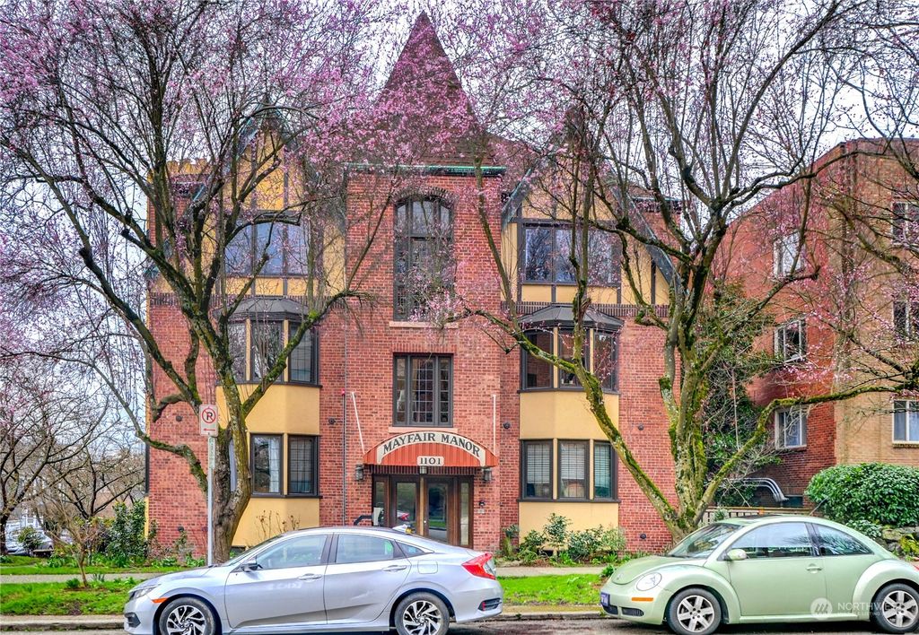 Photo of 1101 17th Avenue #406, Seattle, WA 98122 (MLS # 2202928)