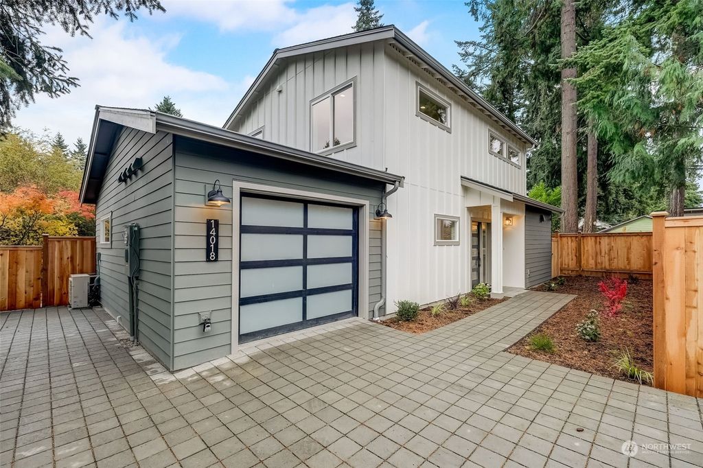 Photo of 14018 2nd Avenue NW, Seattle, WA 98177 (MLS # 2175685)