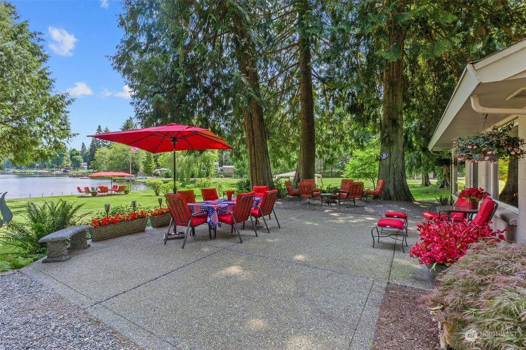 Photo of 14327 56th Avenue NW, Stanwood, WA 98292 (MLS # 2101840)