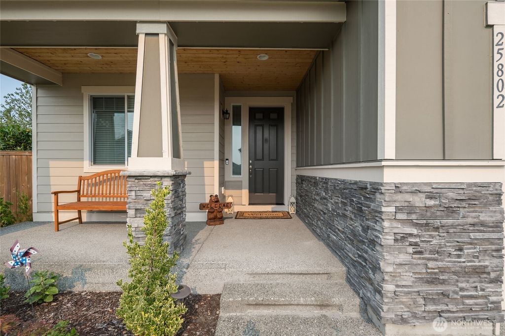 Photo of 25802 205th Place SE, Covington, WA 98042 (MLS # 2488336)