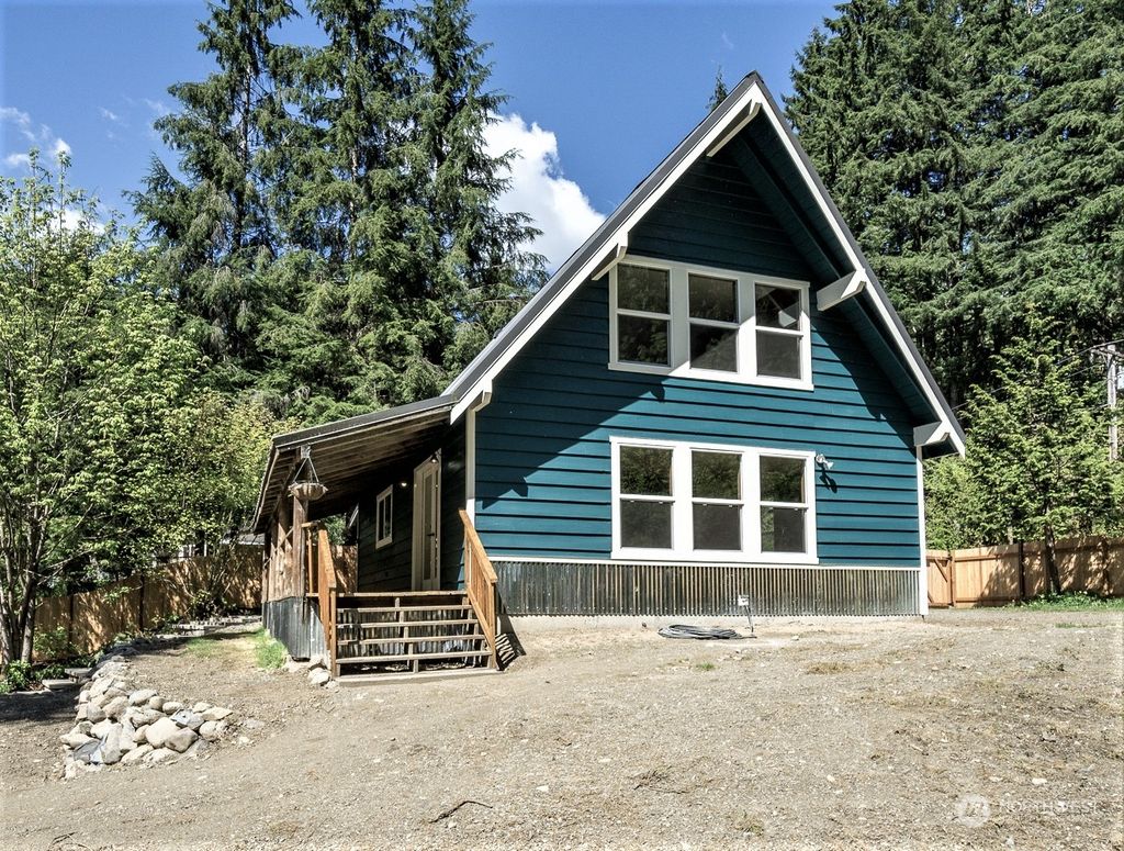 Photo of 10120 342nd Drive NE, Granite Falls, WA 98252 (MLS # 2137521)