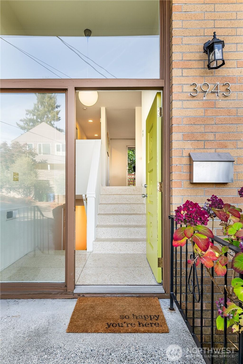 Photo of 3943 S Lucile Street, Seattle, WA 98118 (MLS # 2446485)