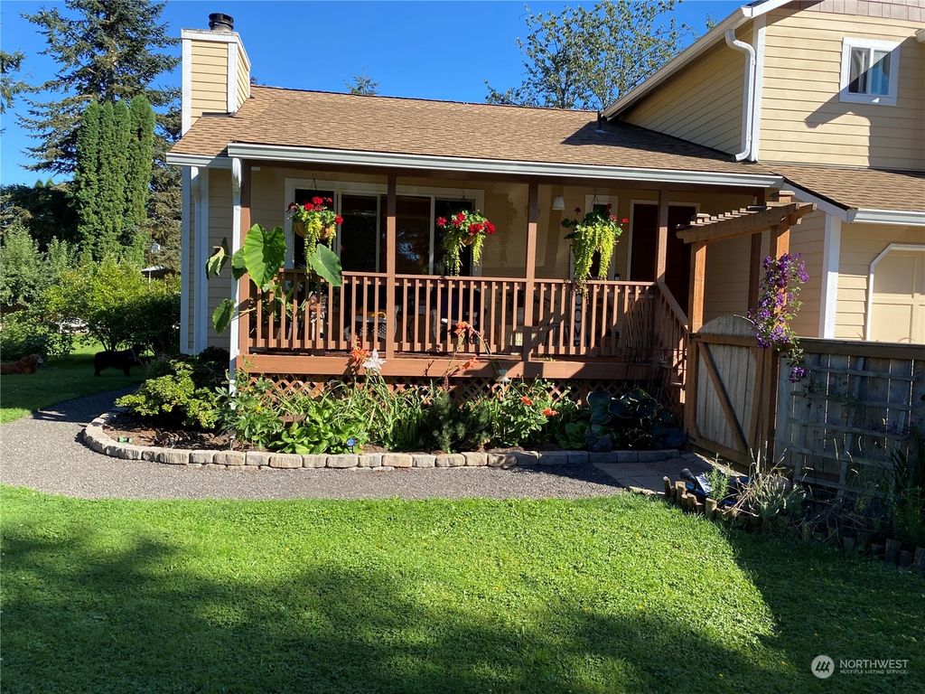 Photo of 4050 323rd Avenue SE, Fall City, WA 98024 (MLS # 2037687)