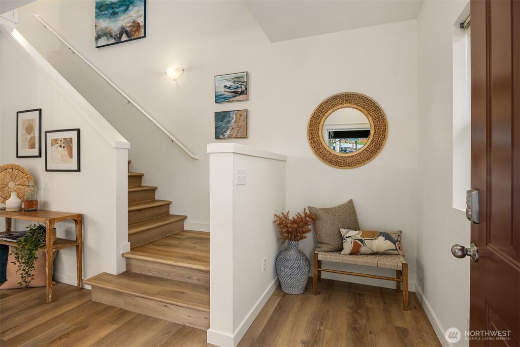 Photo of 2297 NE Natalie Way, Issaquah, WA 98029 (MLS # 2332222)