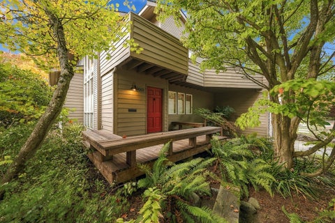 Photo of 3003 35th Avenue W, Seattle, WA 98199 (MLS # 2594292)