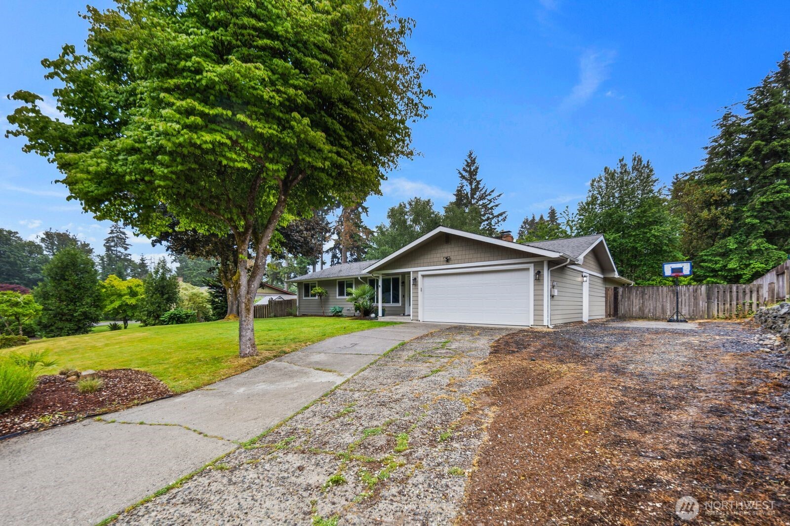 2010 Ponderosa Drive SE