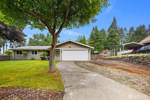 Photo of 2010 Ponderosa Drive SE, Port Orchard, WA 98366 (MLS # 2530827)