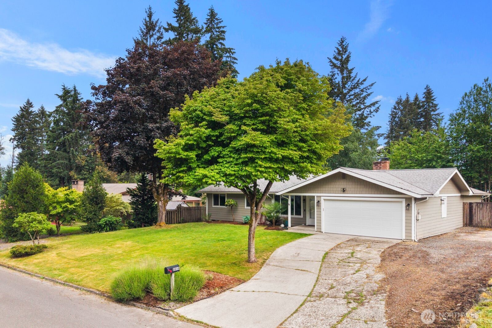 2010 Ponderosa Drive SE