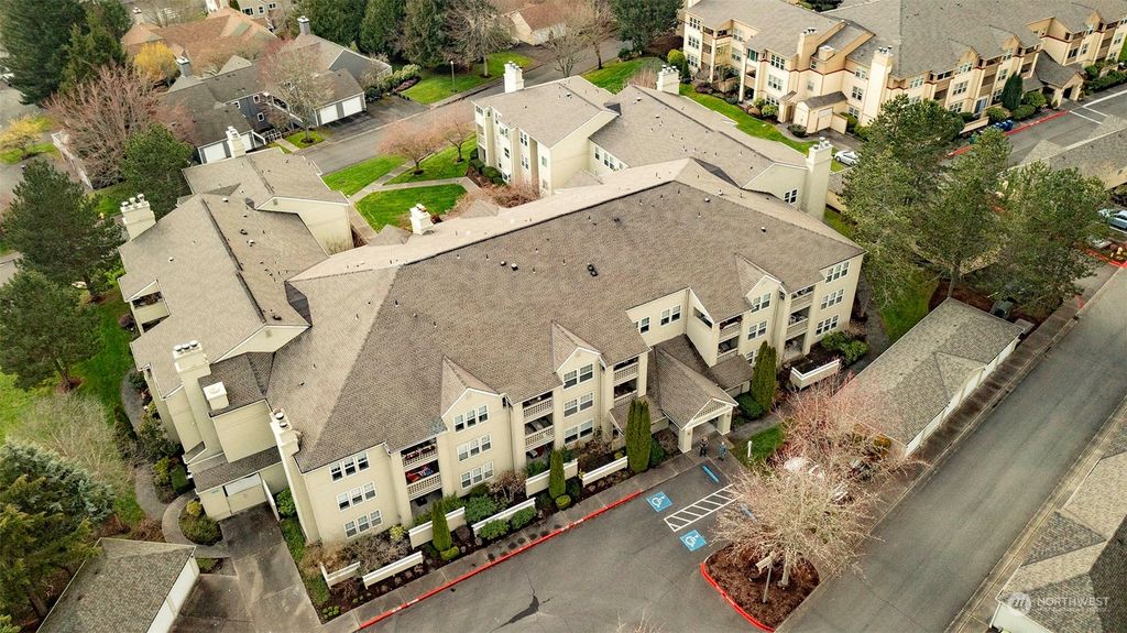 Photo of 4109 224th Lane SE #103, Issaquah, WA 98029 (MLS # 2210156)