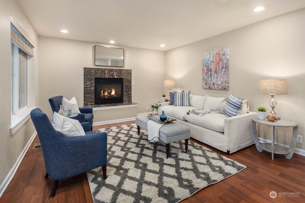 Photo of 1033 S 128th Street, Burien, WA 98168 (MLS # 2186381)