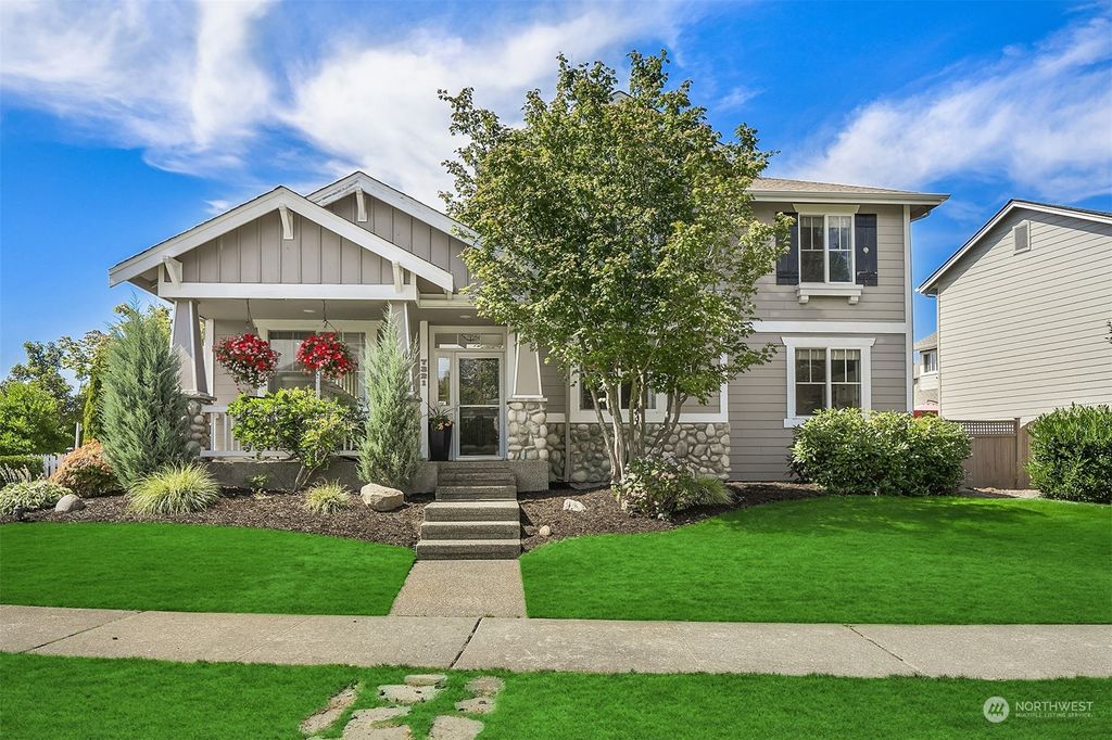 Photo of 7321 Curtis Drive SE, Snoqualmie, WA 98065 (MLS # 2324807)