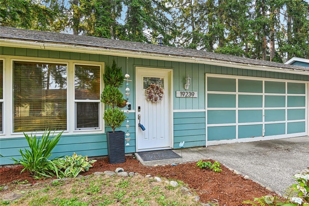 Photo of 19239 SE 268th Street, Covington, WA 98042 (MLS # 2561312)