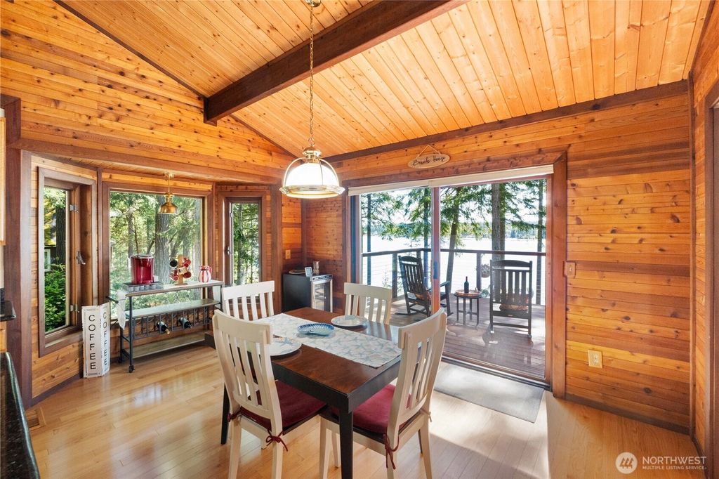 listing image 9363975168588657764