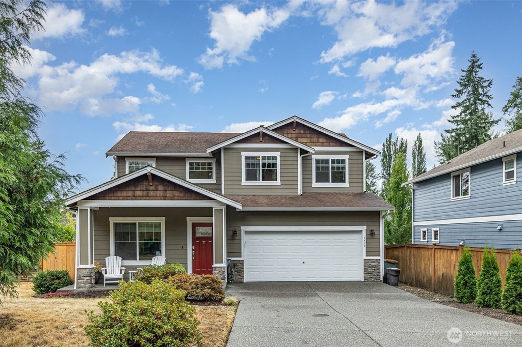Photo of 7429 NE 200th Street, Kenmore, WA 98028 (MLS # 2418729)