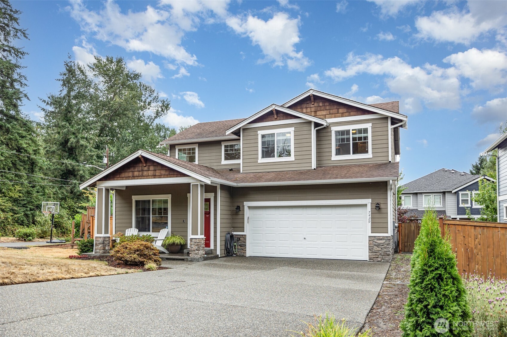 7429 NE 200th Street