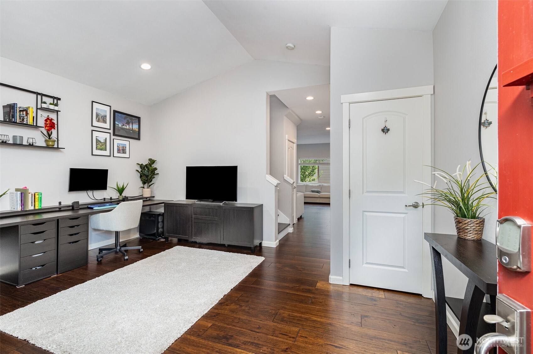 7429 NE 200th Street