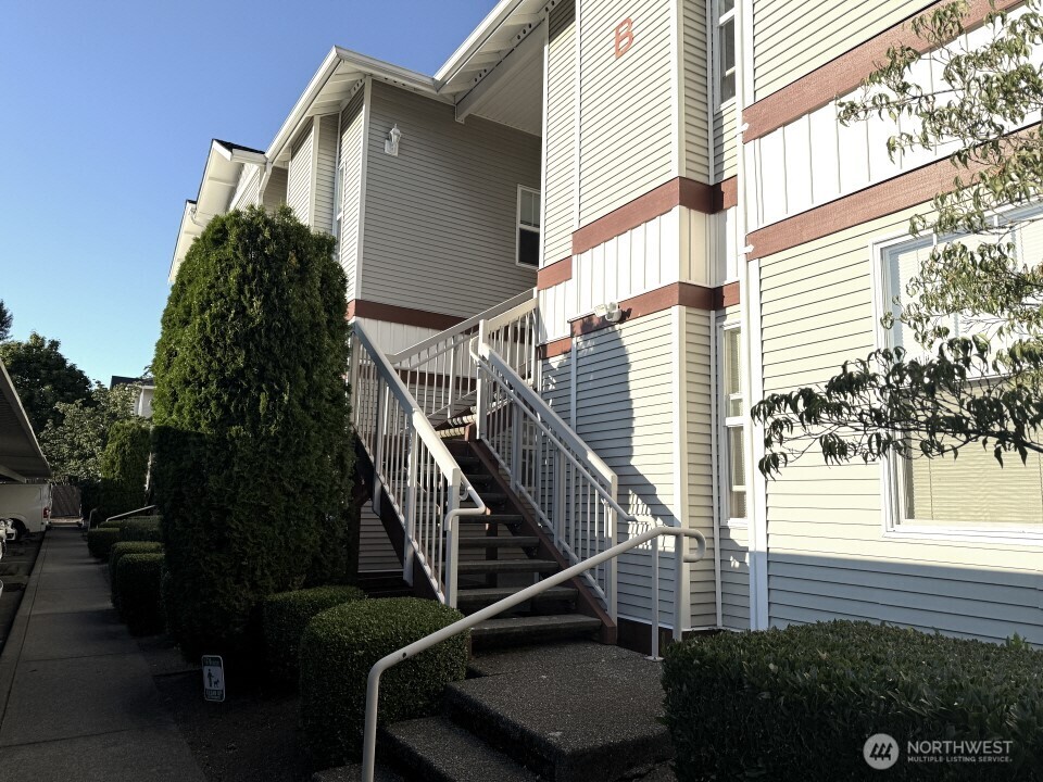 4217 164th Street SW B206