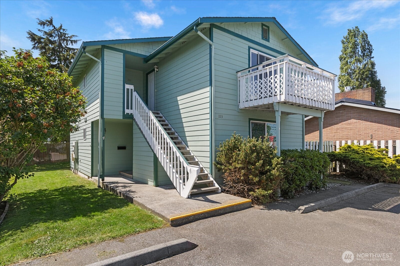 1113 SE 6th Avenue