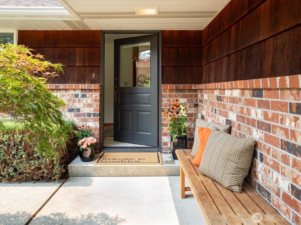 Photo of 14053 2nd Avenue NW, Seattle, WA 98177 (MLS # 2565419)