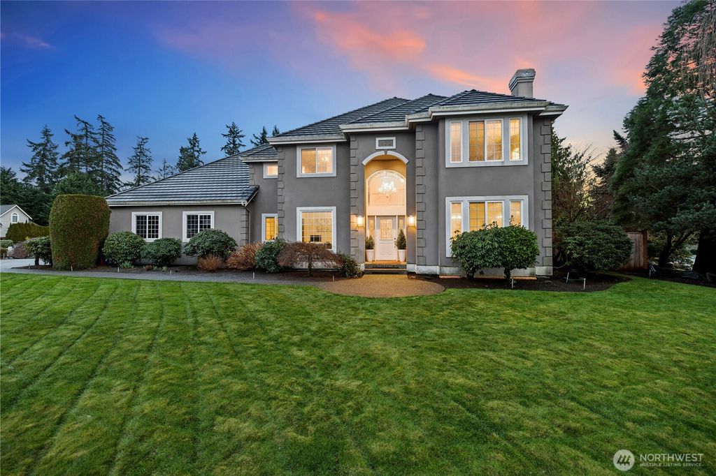 Photo of 423 SW 348th Court, Federal Way, WA 98023 (MLS # 2481504)