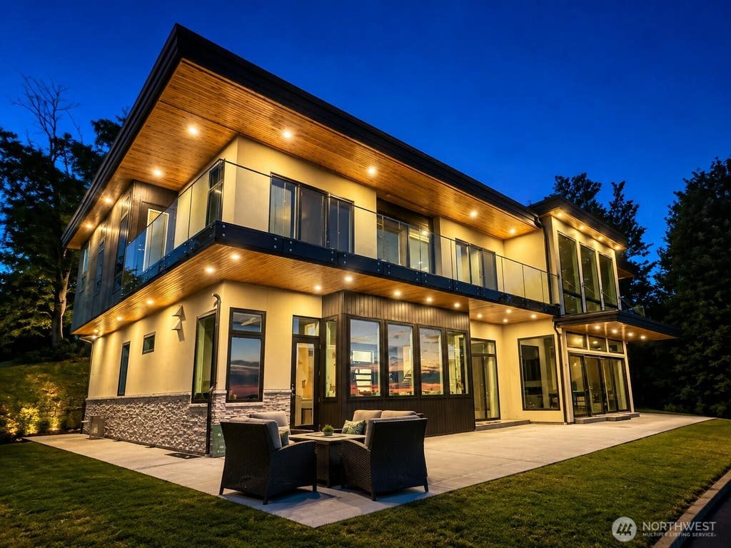 Photo of 505 Majestic View Court, Mukilteo, WA 98275 (MLS # 2566751)