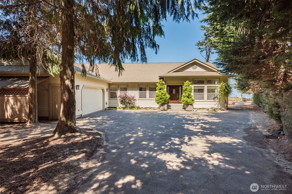Photo of 110 Sea Bluff Lane, Port Angeles, WA 98362 (MLS # 2487943)