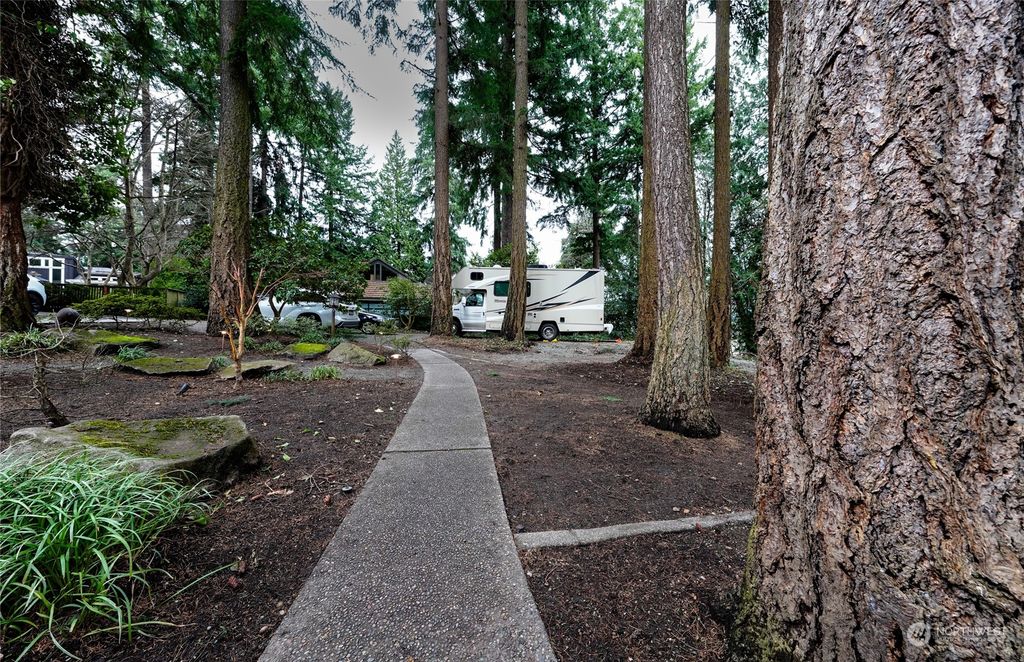 Photo of 3410 74th Avenue SE, Mercer Island, WA 98040 (MLS # 2194026)
