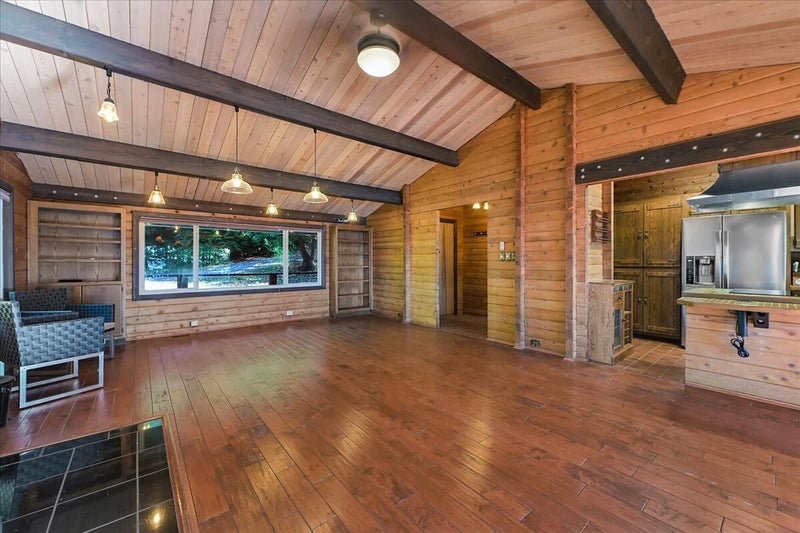 2110 Gull Way