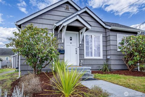 Photo of 1705 13th Street, Bremerton, WA 98337 (MLS # 2475487)