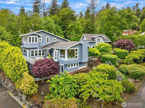 10555 NE Morning Lane Bainbridge Island WA 98110