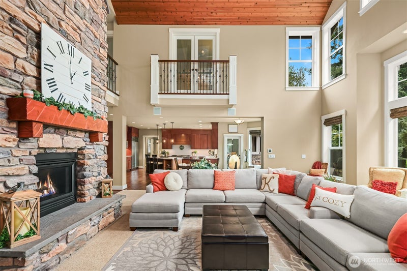 2350 292nd Lane NE