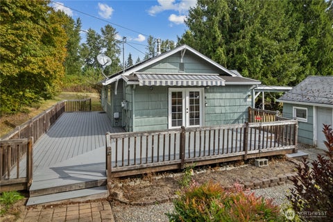 Photo of 5601 106th Street E, Puyallup, WA 98373 (MLS # 2582073)