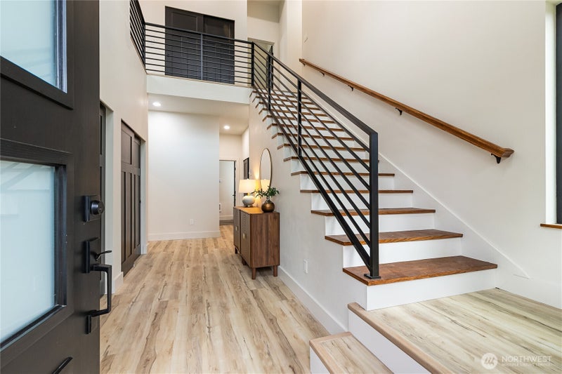 647 Rainbow Drive