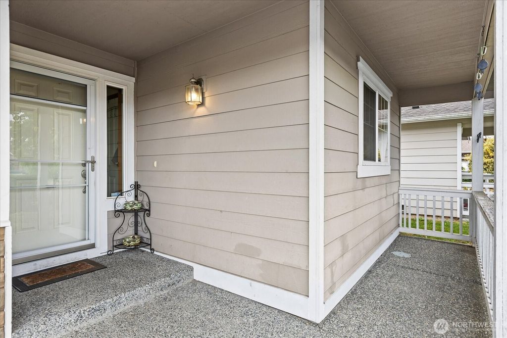 Photo of 5725 121st Place NE, Marysville, WA 98271 (MLS # 2549769)