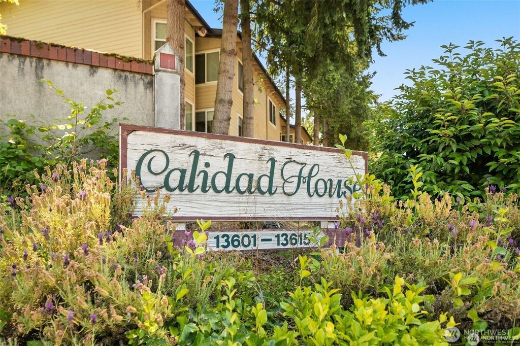 Photo of 13611 8th St #106, Bellevue, WA 98005 (MLS # 2475893)