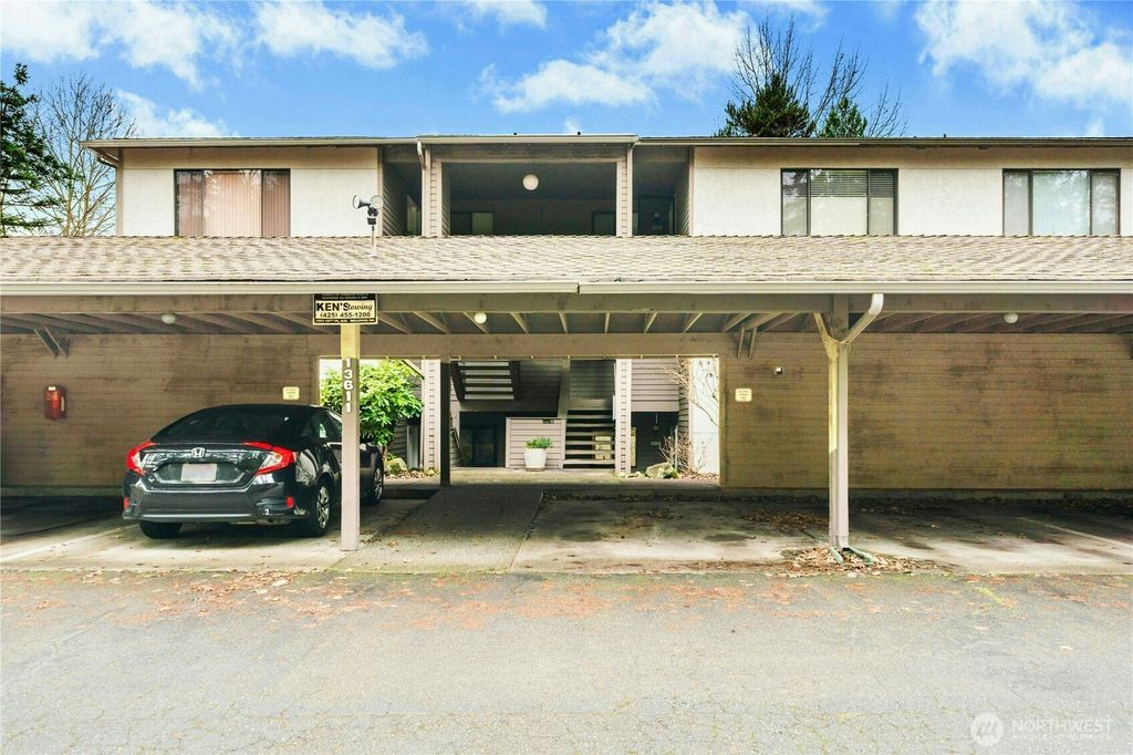 Photo of 13611 8th St #106, Bellevue, WA 98005 (MLS # 2475893)