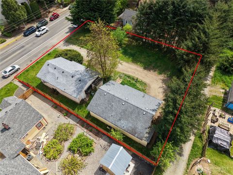 Photo of 521 & 523 Boulevard Road SE, Olympia, WA 98501 (MLS # 2517453)