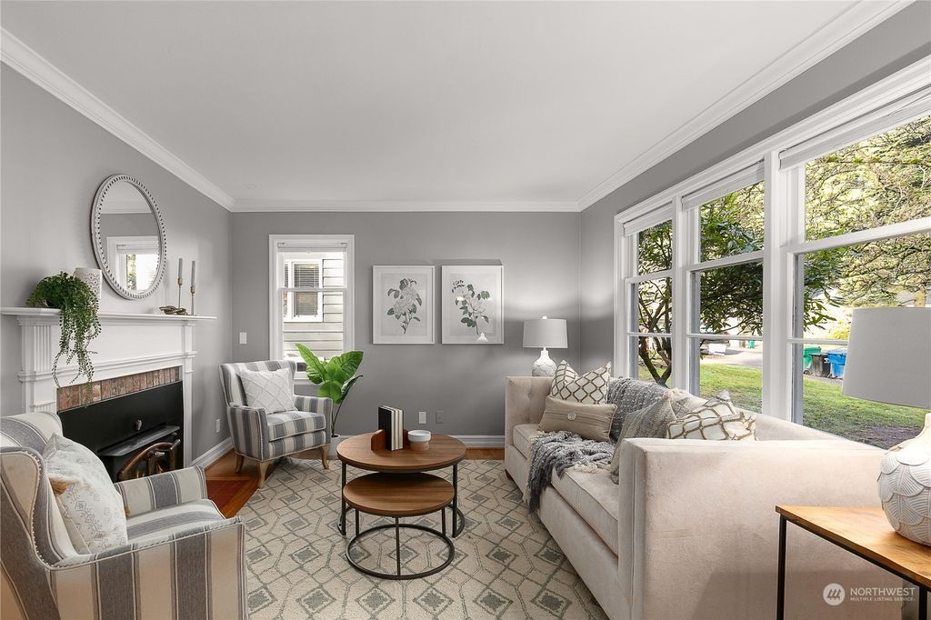 Photo of 3121 NE 84th Street, Seattle, WA 98115 (MLS # 2198480)