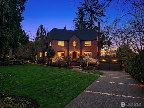 Photo of 3333 43rd Avenue NE, Seattle, WA 98105 (MLS # 2489198)