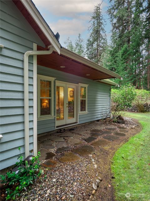 A home in Camano Island