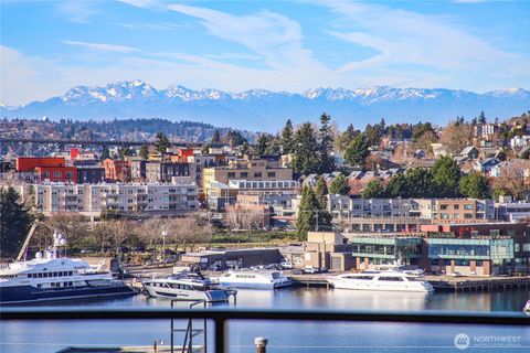 Photo of 2817 Franklin Avenue E #B, Seattle, WA 98102 (MLS # 2459244)