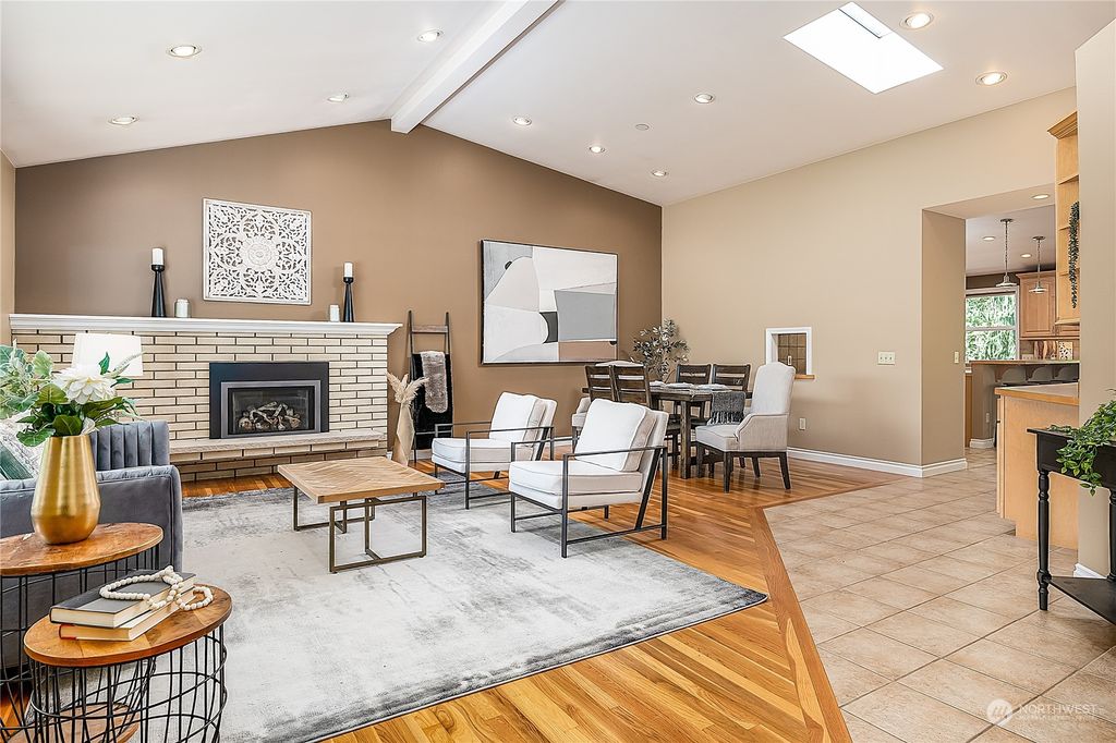 Photo of 15045 Wallingford Avenue N, Shoreline, WA 98133 (MLS # 2235014)