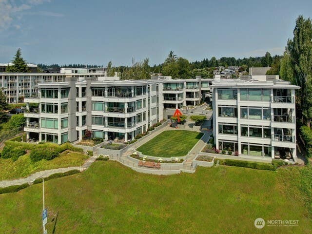 Photo of 225 2nd Street S #A2, Kirkland, WA 98033 (MLS # 2556484)