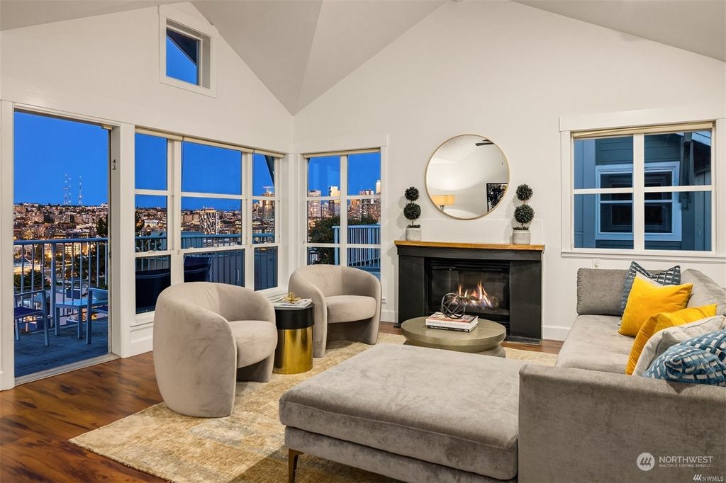 Photo of 1240 5th Avenue N #301, Seattle, WA 98109 (MLS # 2013209)