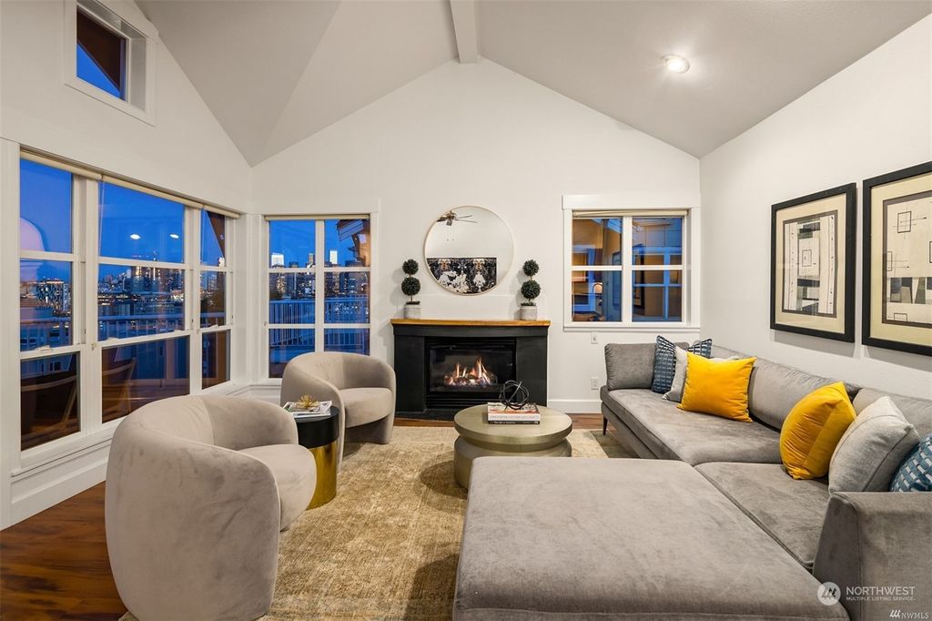 Photo of 1240 5th Avenue N #301, Seattle, WA 98109 (MLS # 2013209)