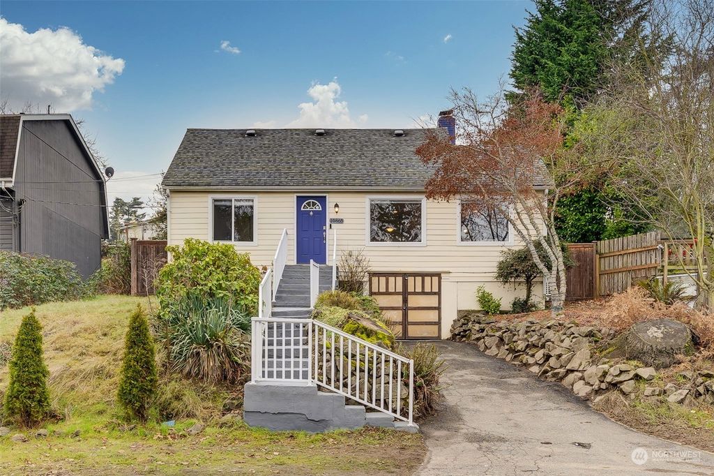 Photo of 10865 6th Avenue S, Seattle, WA 98168 (MLS # 2321384)